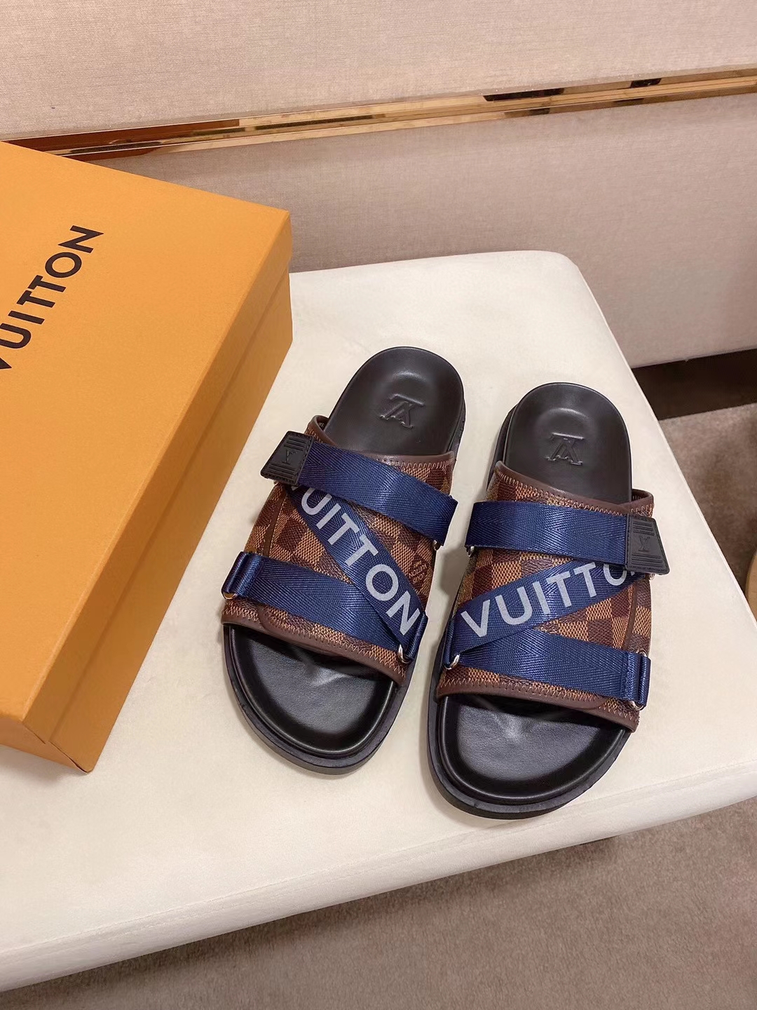 Louis Vuitton Honolulu Mule Brown